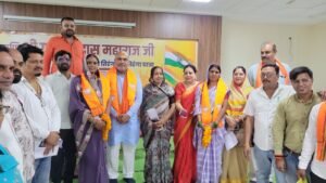 भारतीय जनता पार्टी की रीति-नीति से प्रभावित होकर कांग्रेस के दो पार्षद भाजपा में हुए शामिल।