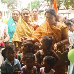 ग्राम पंचायत खम्हारटोला में महिला एवं बाल विकास विभाग द्वारा निर्मित नवीन आंगनबाड़ी भवन का विधिवत उद्घाटन जनपद पंचायत डौंडी की महिला एवं बाल विकास विभाग की सभापति एवं जनपद सदस्य मंजू संजय बैस के मुख्य आतिथ्य में किया गया।