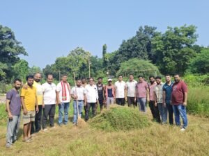 सेवा संकल्प स्वच्छता अभियान: प्रधानमंत्री मोदी जी के जन्मदिन पर दल्ली राजहरा में स्वच्छता का दिया संदेश। यह अभियान नगर पालिका उपाध्यक्ष मनोज दुबे की पहल पर आयोजित हुआ।